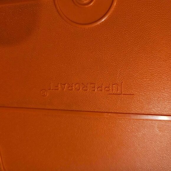 TupperCraft TupperWare 1421-4 Orange Tackle Box Craft Box Sewing Box 9"x13" - Picture 8 of 8